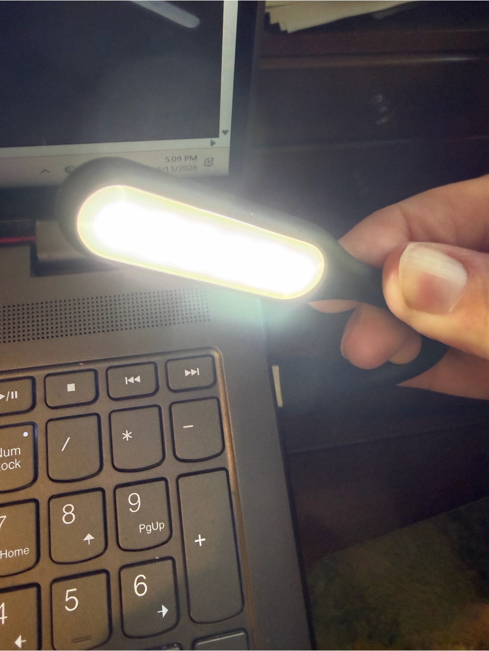 USB LED Keyboard Light - Picture 3 of 3